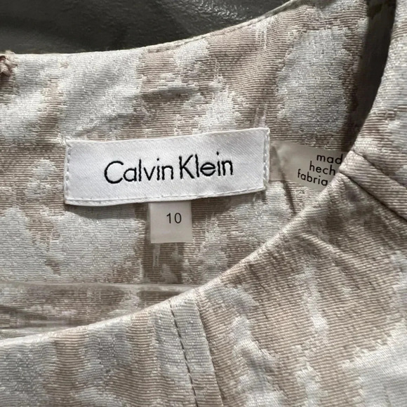 Calvin Klein Size 10 A-Line - Asymmetrical Dress Beige and Cream Print Like New - Picture 12 of 16